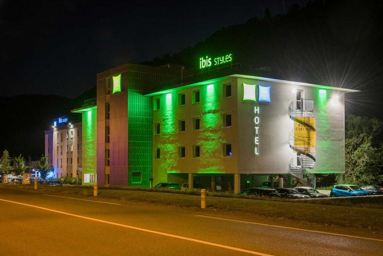 ไอบิส สไตล์ ซาล็องช์ แปย์ ดู มงบล็อง Hotel ภายนอก รูปภาพ